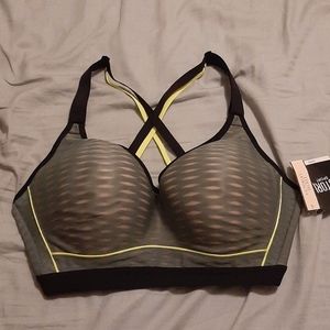 Victoria Sports Bra